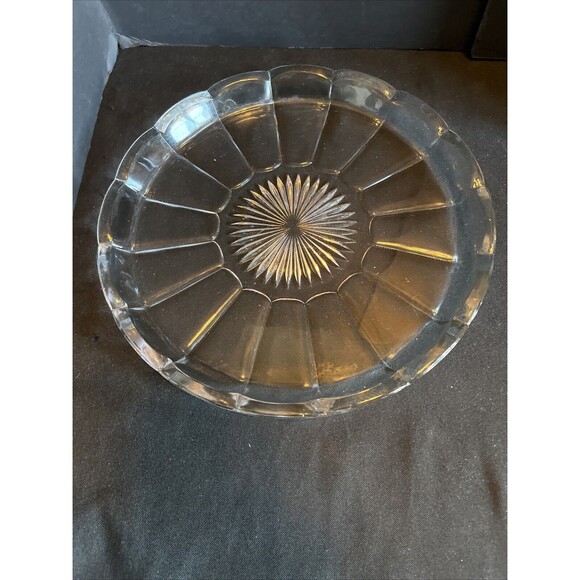 Vintage Round Dish/Bowl w/Scalloped Edge Starburst Design in Bottom 10"x10” - Picture 1 of 10